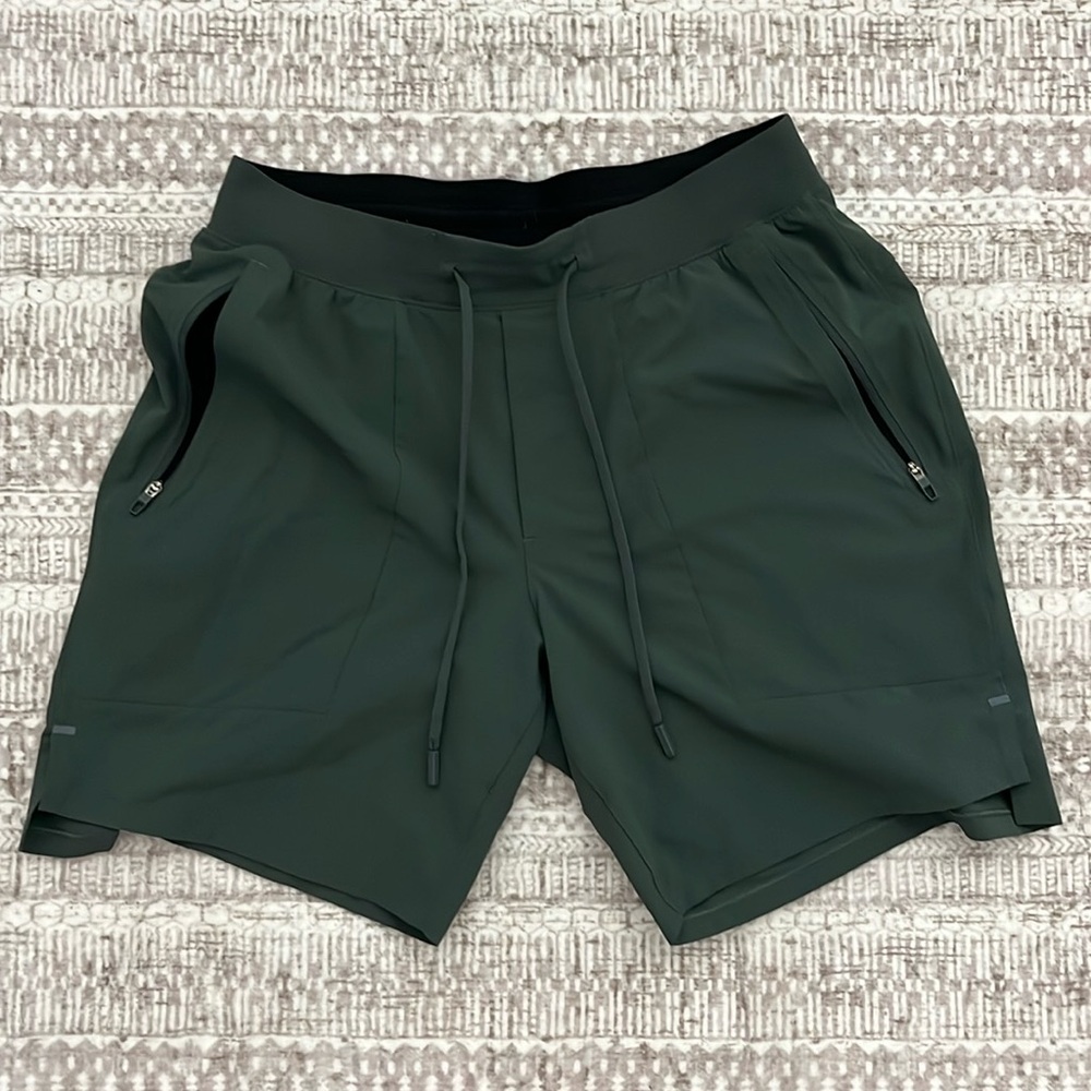 lululemon license to train 7” short size M smoked spruce